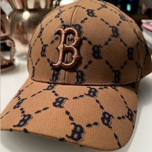 Major League Baseball cap. Limited edition design.